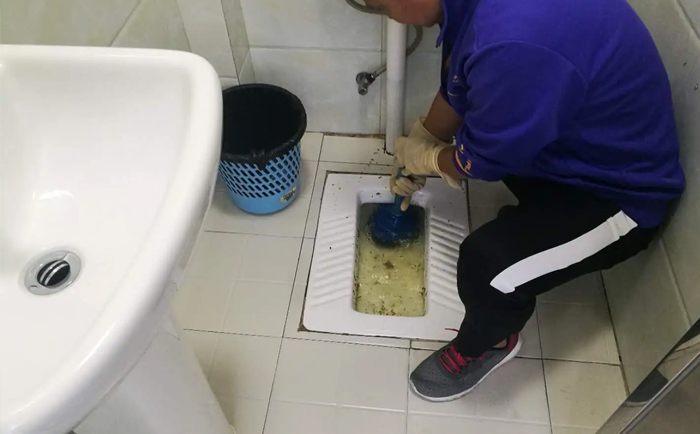 渝水疏通蹲坑