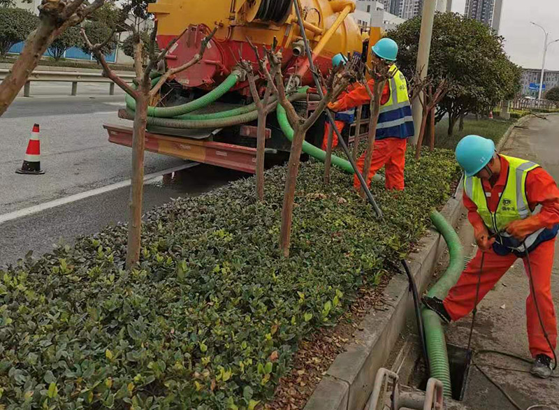 渝水市政管道清淤